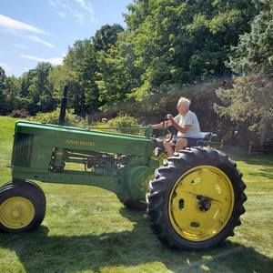 Meet your Posher, Robert